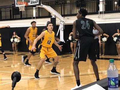 Warren S 27 Points Help Tyler Junior College Roll Past Panola