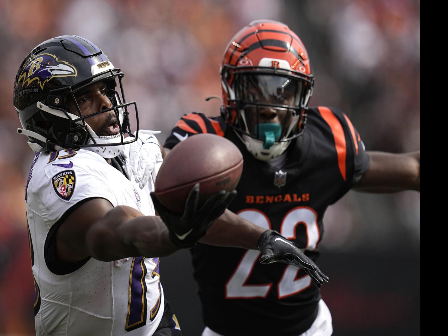 Larmar Jackson, Ravens hold off Bengals