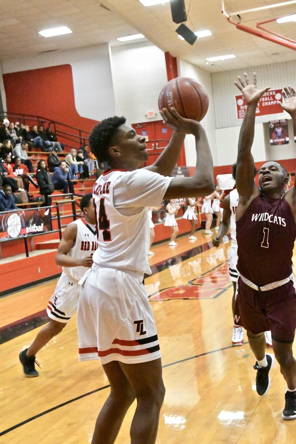 Tyler Lee Defends Home Court With 58 40 Win Over Whitehouse High School Tylerpaper Com