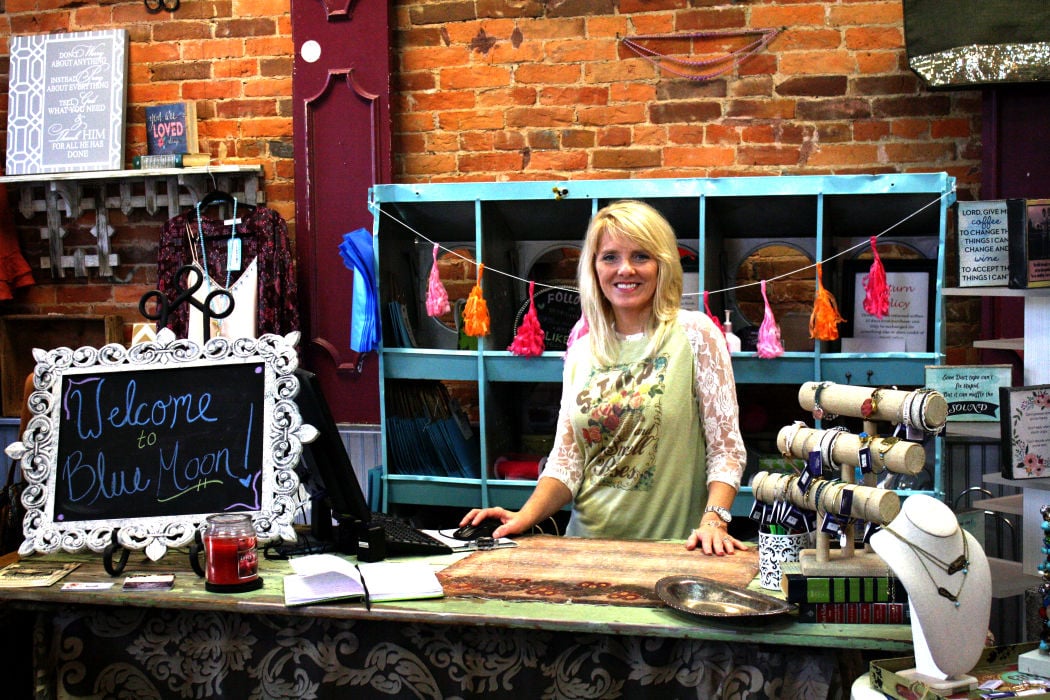 Bentonville Boutique Attracts Fay Shoppers The Companion