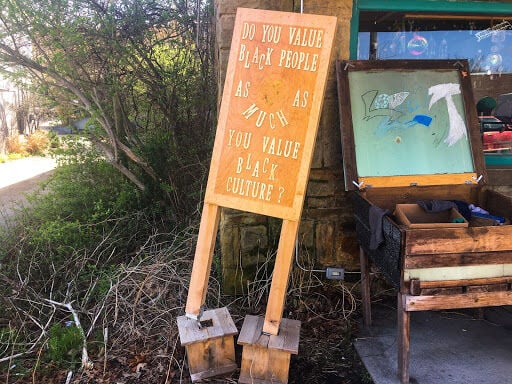 Artist Confronts Racism in Fayetteville Following Vandalism - Vimarsana News