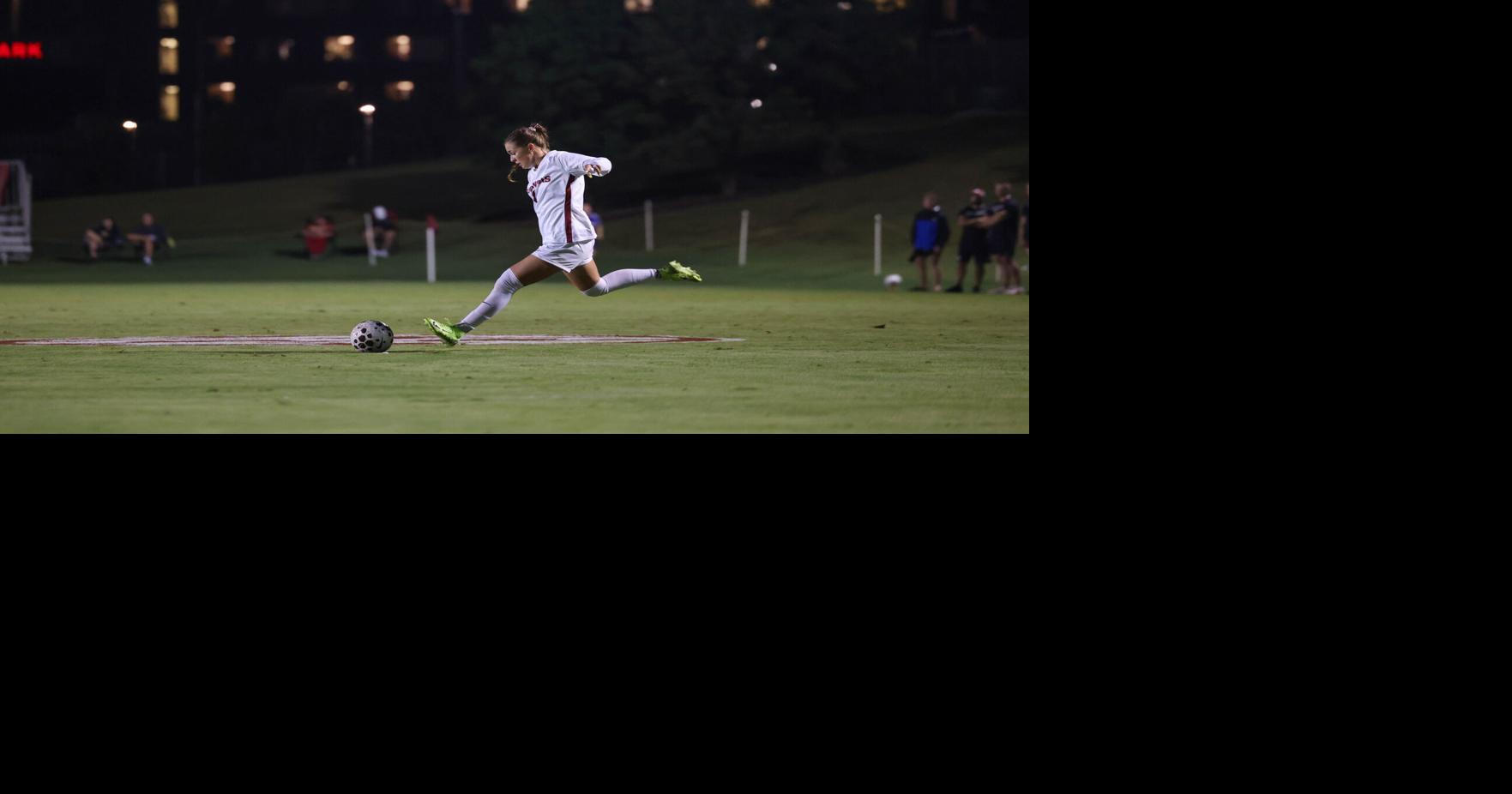 Razorback soccer won by early goal by Vailana Tu’ua | Sports | uatrav.com