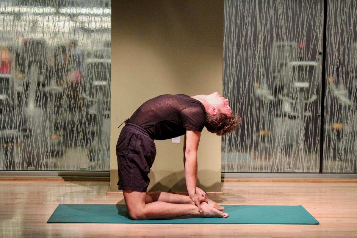 Yoga Relieves Stress Attracts College Students The Companion Uatrav Com
