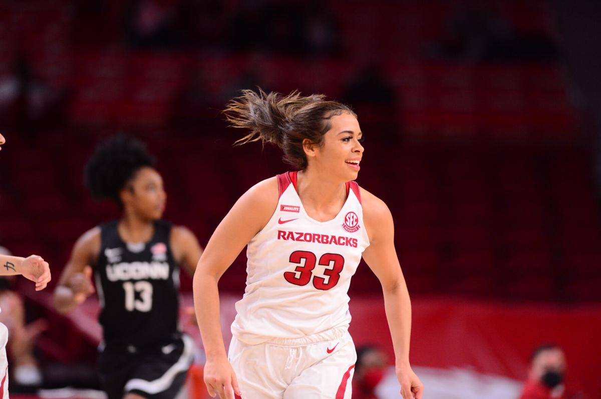 Chelsea Dungee Mike Neighbors Garner National Recognition Sports Uatrav Com