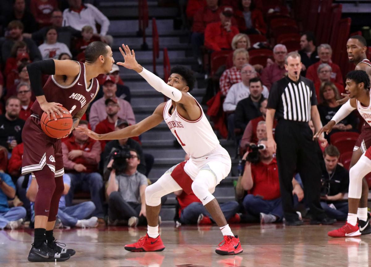 Razorbacks Dominate Montana Grizzlies Gallery Uatrav Com