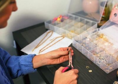Student Makes Custom Jewelry for Fun, Profit