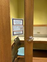 Single study rooms require reservations with mixed reactions