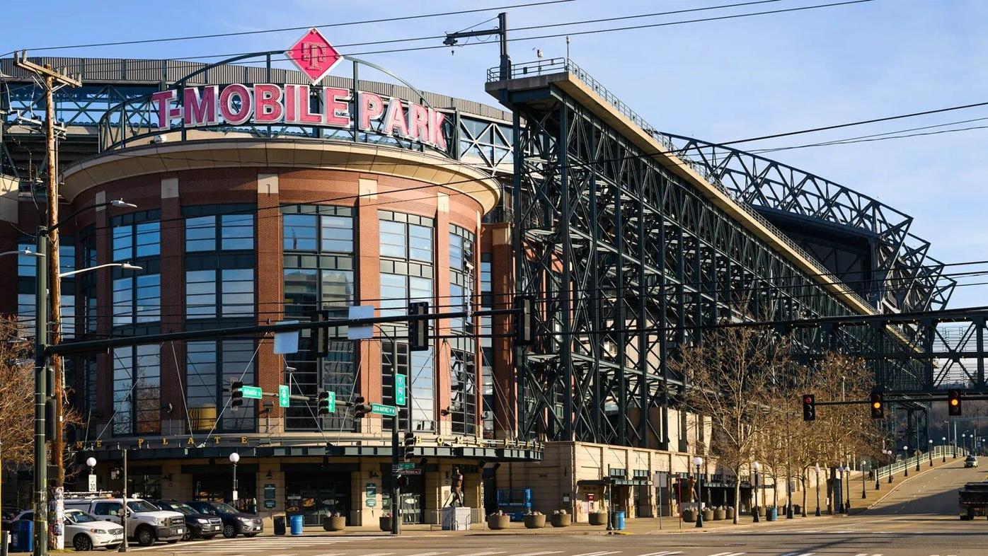 T-Mobile Park to host 2024 NHL Winter Classic