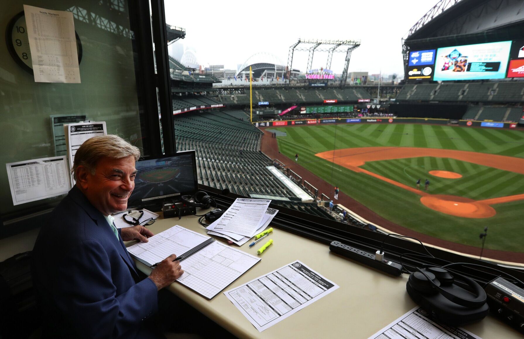 Rick Rizzs preaches early testing for prostate cancer in sharing