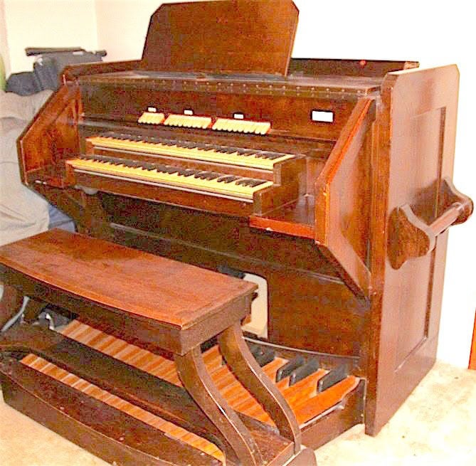 L'antic orgue cinematogràfic necessita casaL'antic orgue cinematogràfic necessita casa  