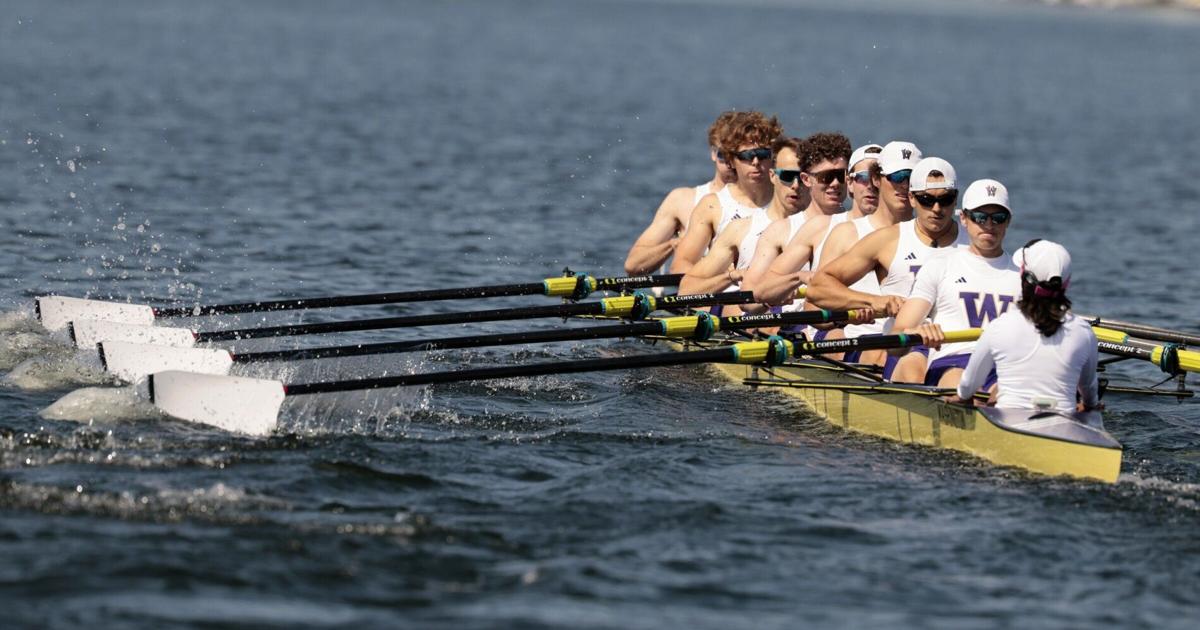 Washington men’s rowing captures 3rd straight national championship