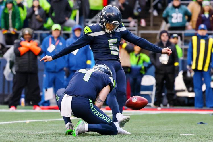 Seahawks take winding route to reach 3-1, but show off their potential  getting to the mark