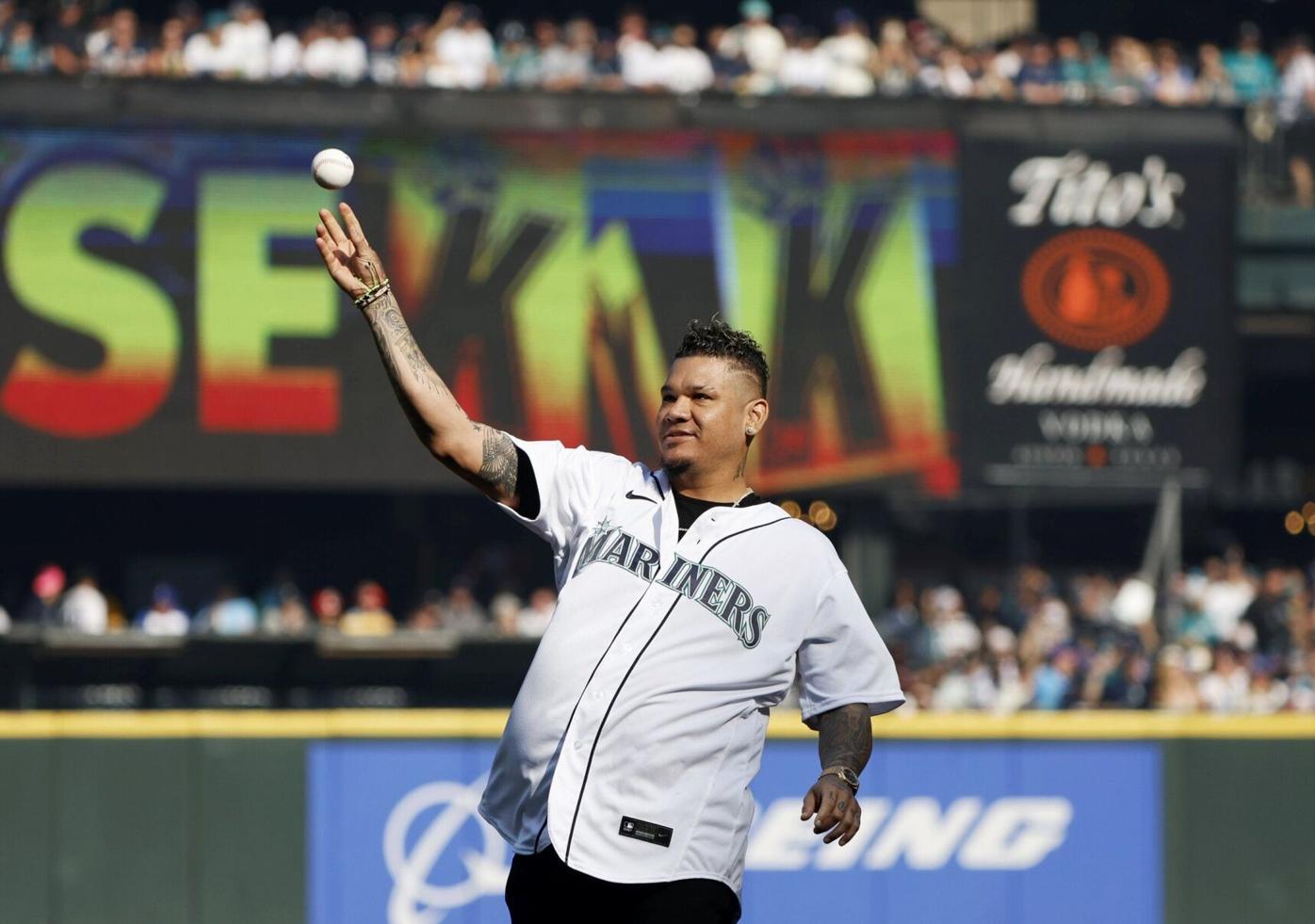 Felix Hernandez walks off mound for possibly final time with Seattle  Mariners