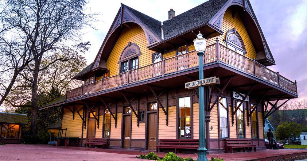 Market at the Depot and lighted parade set to kick off Christmas in ...
