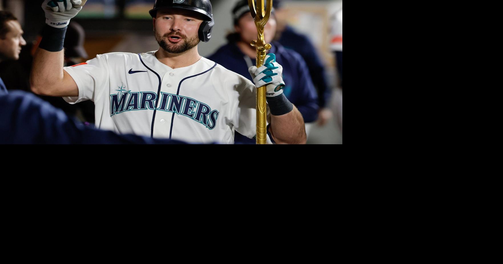 Mariners’ Cal Raleigh out starting lineup again with ‘general soreness’