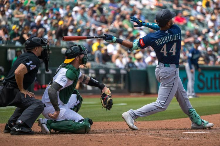Mariners take over first place in AL West with huge road sweep of A's |  Mariners | union-bulletin.com