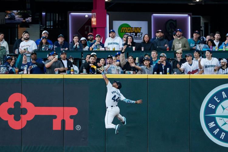 Photos Mariners vs. Guardians Mariners