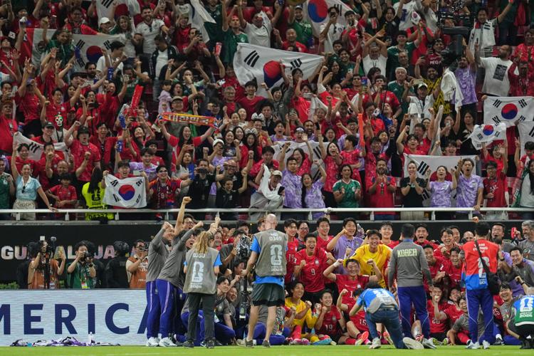 Detailed Fifa Blames Empty Seats At World Cup Match In Mexico On Fans In The Concourses Image for Mobile Detailed Fifa Blames Empty Seats At World Cup Match In Mexico On Fans In The Concourses Image for Mobile