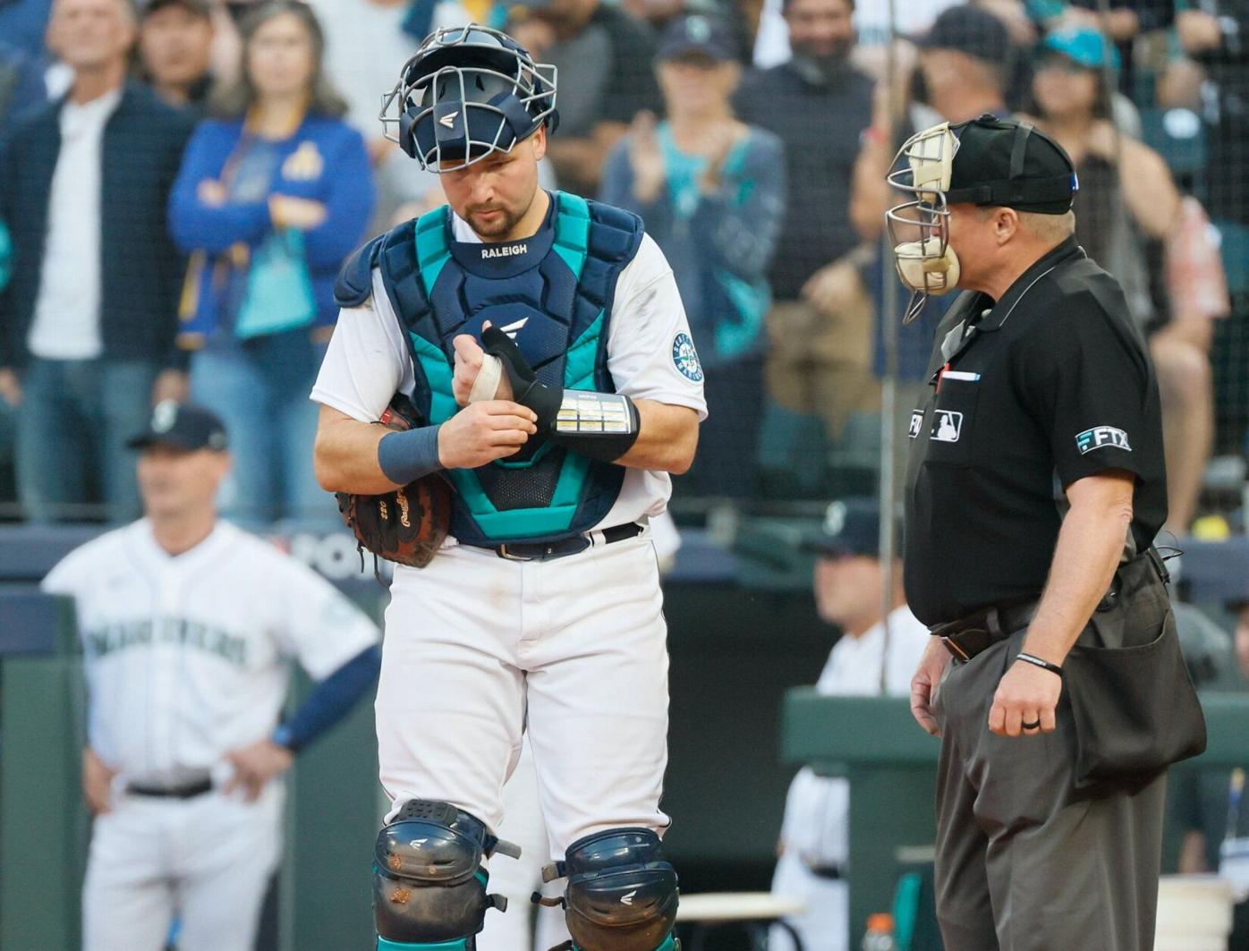 Mariners' Cal Raleigh, Andres Munoz and Jesse Winker undergo