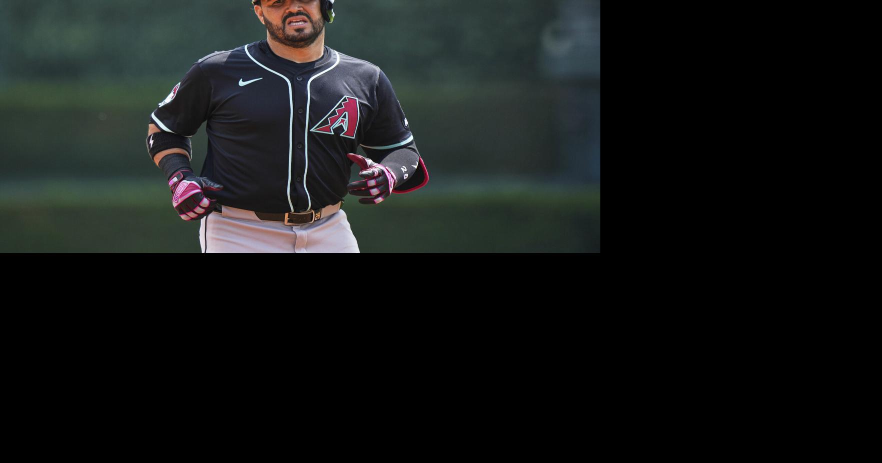 Eugenio Suárez to Mariners as MLB trade market heats up before Thursday's deadline