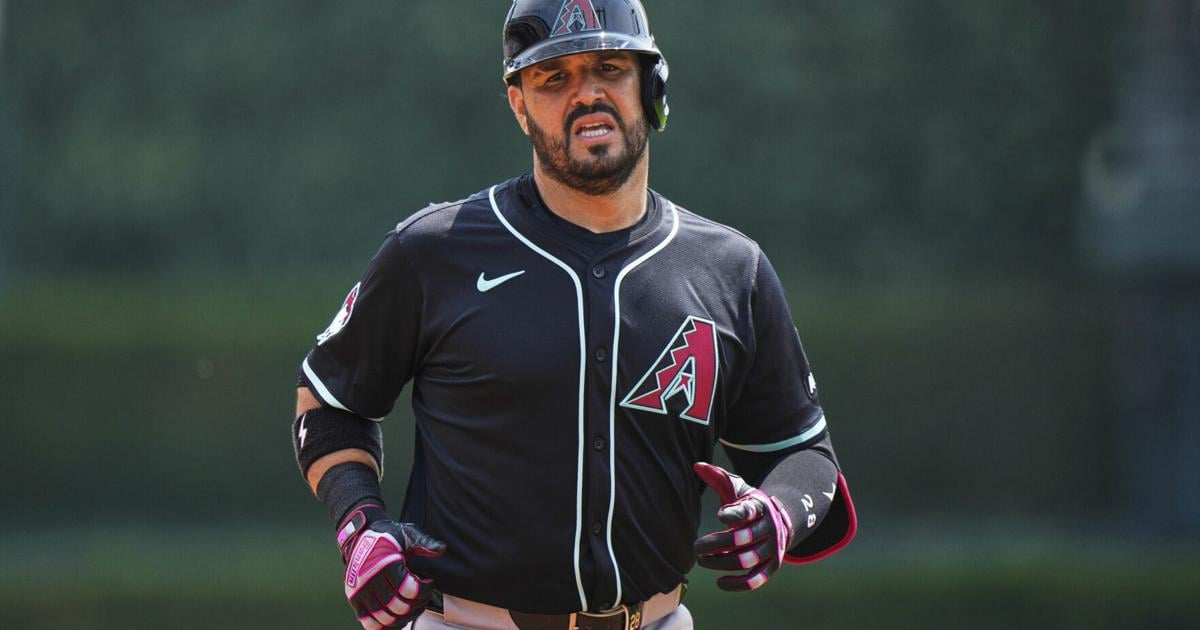Eugenio Suárez to Mariners as MLB trade market heats up before Thursday's deadline