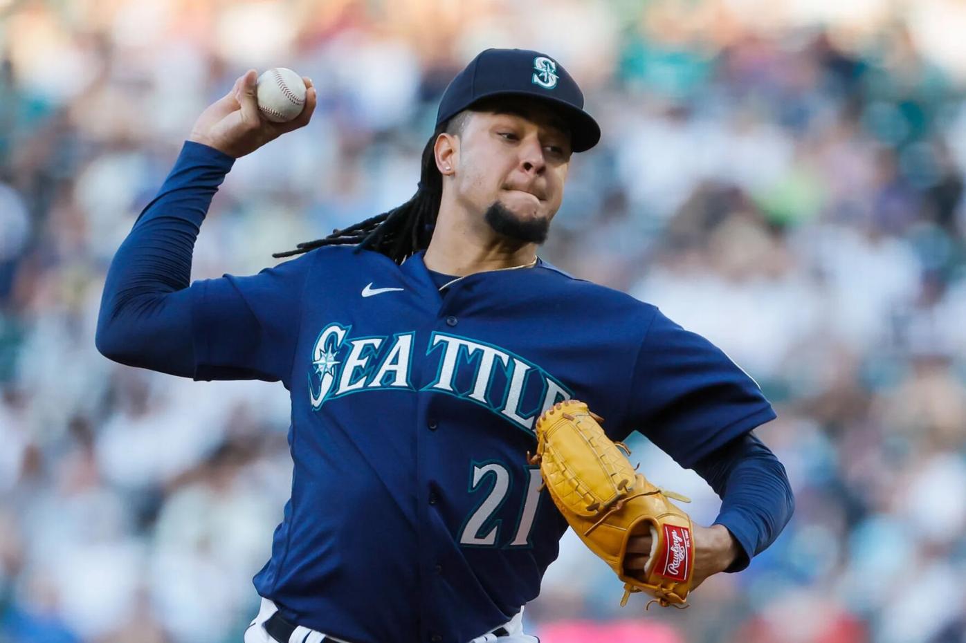 Luis Castillo goes seven innings as Mariners top Nationals, Sports