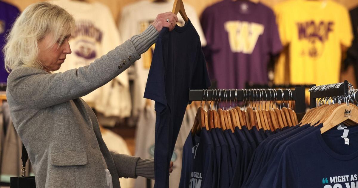 Why does a Seattle retailer capitalize on a Mariners playoff run? ‘Winning sells’