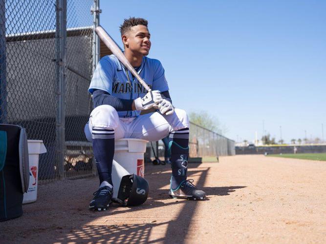 Mariners prospect Julio Rodriguez is raking in High-A ball. His stay in  Everett shouldn't be long