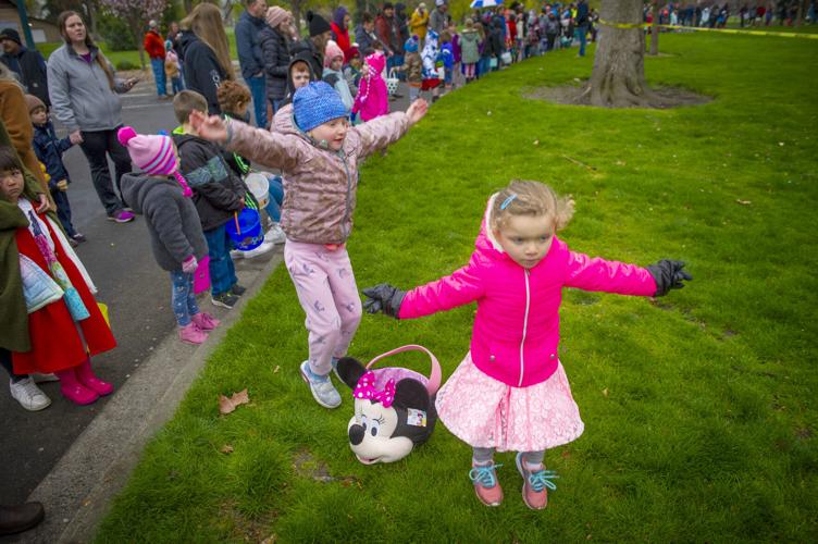 GALLERY Families enjoy Walla Walla Easter egg hunt in lull between