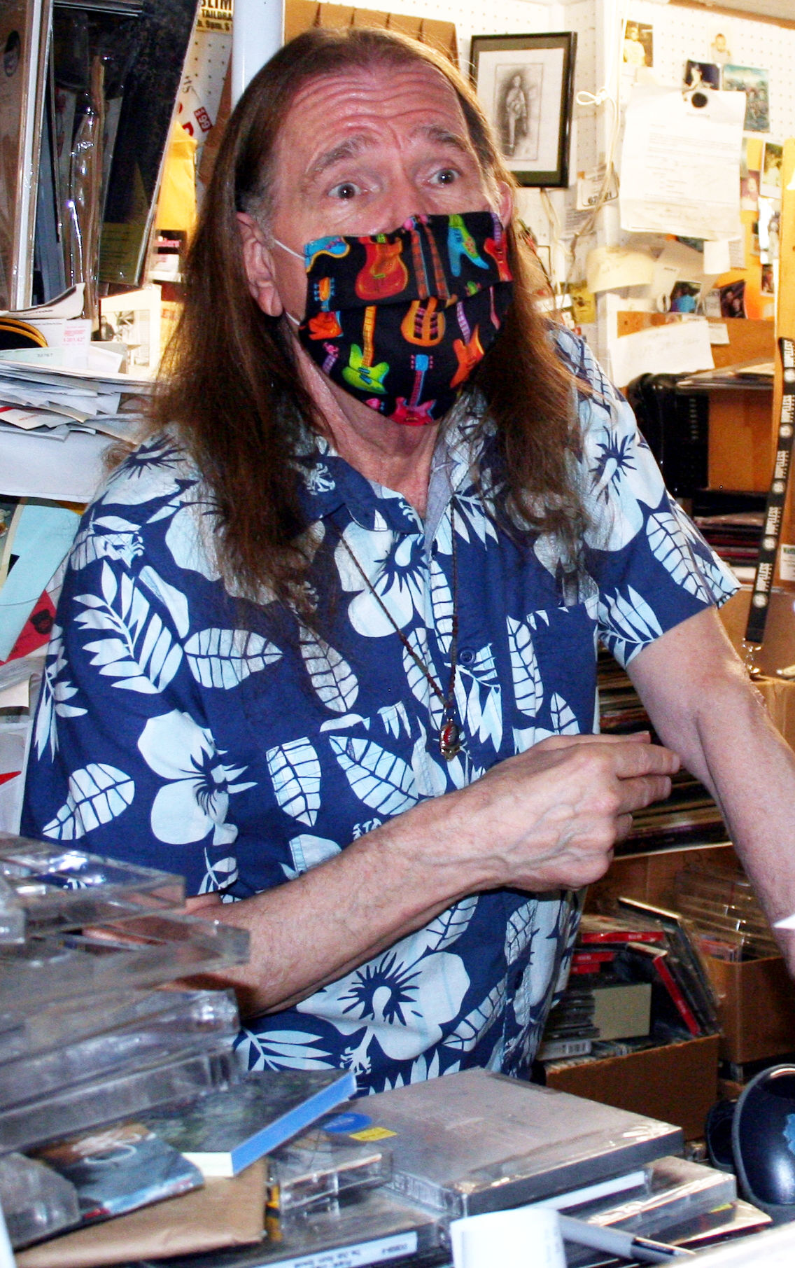 Vinyl turns table on CDs Arts