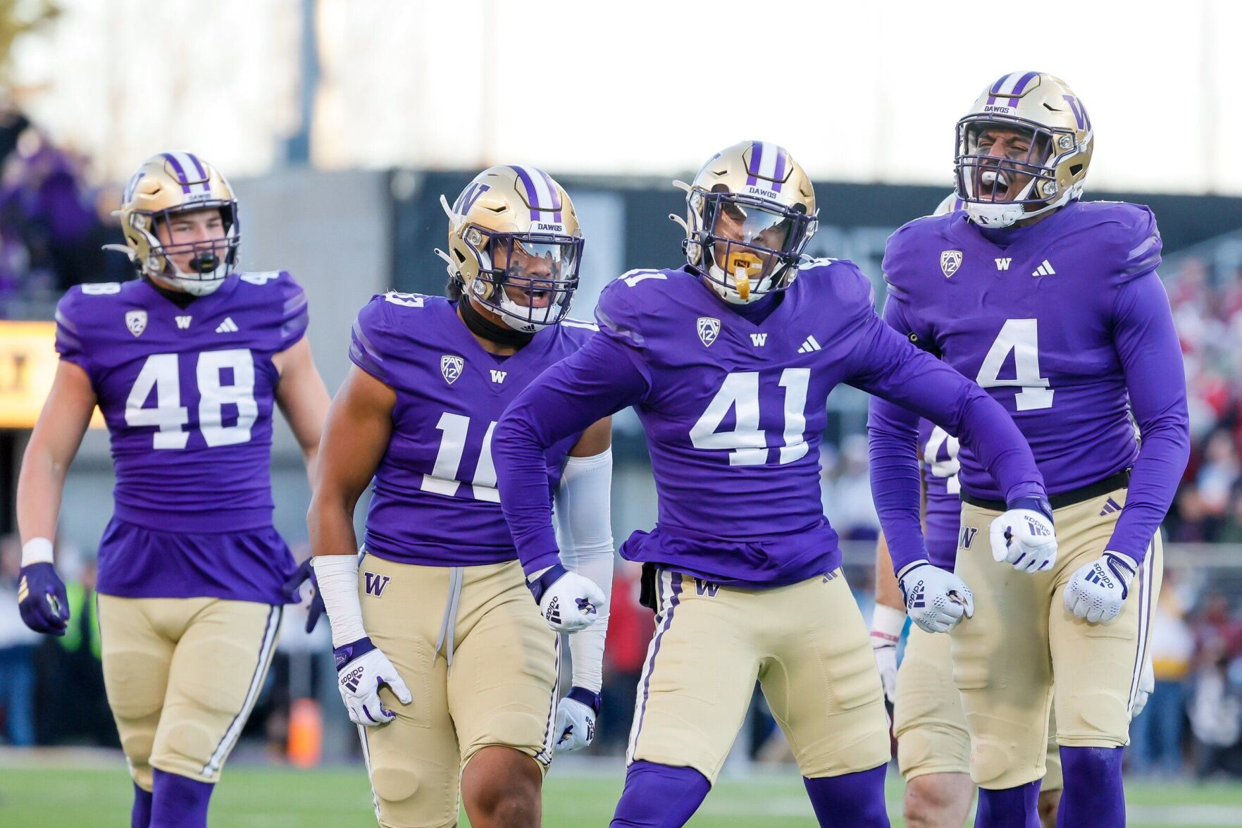 UW Huskies Jump To No. 3 In College Football Playoff Rankings Ahead Of ...