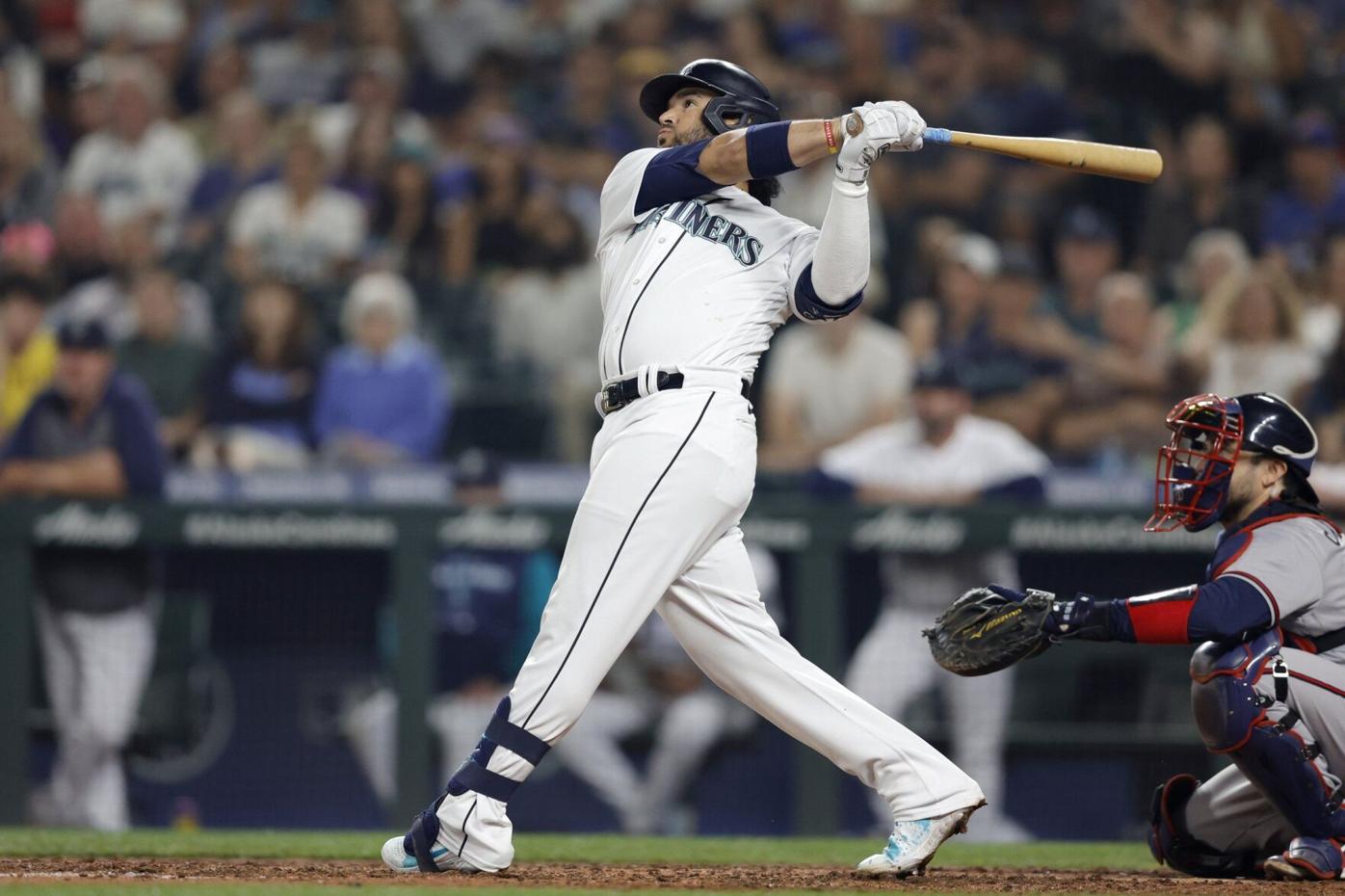 Eugenio Suarez's role in Mariners' 2022 success more than 'good vibes', Mariners