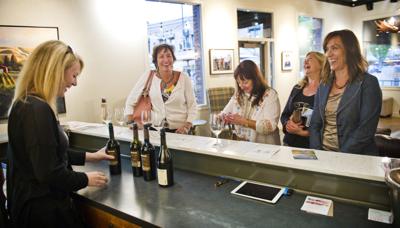 Wineries Twist On Pandemic Restrictions With Collaboration Shipment Coronavirus Union Bulletin Com