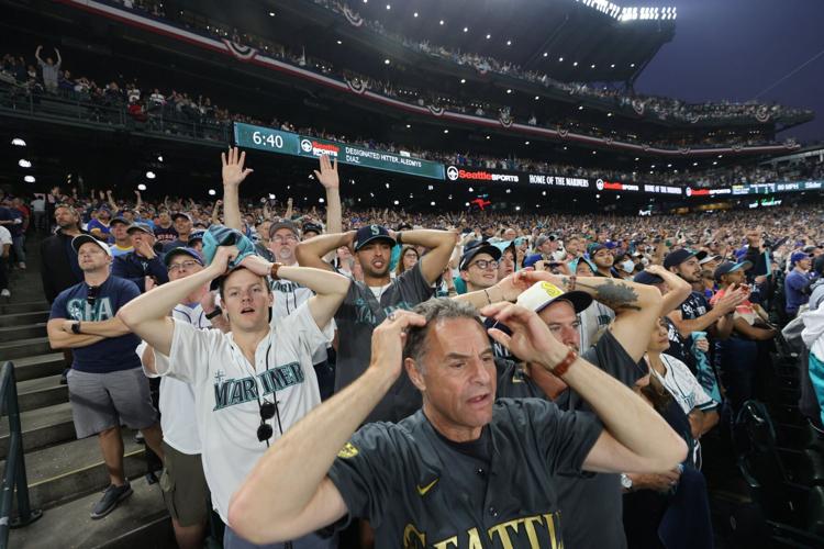 Commentary: Julio Rodriguez gives Mariners fans plenty to cheer