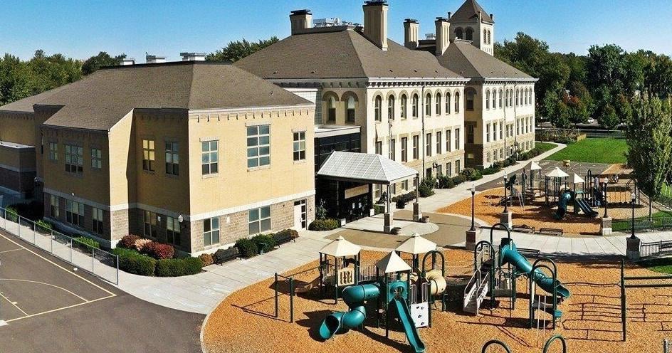 Sarah Edwards named Sharpstein Elementary's new principal - Vimarsana News