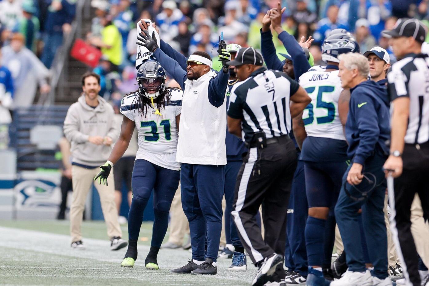 Seahawks-Rams among 3 games moved due to COVID-19 outbreaks - The Columbian