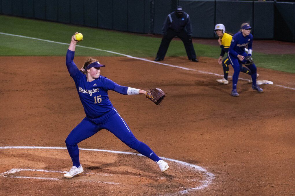 Washington Rallies In Second Game To Sweep A Pair From Michigan Wins Ncaa Softball Tournament Regional University Of Washington Union Bulletin Com Washington Rallies In Second Game To Sweep A Pair From Michigan Wins Ncaa Softball Tournament Regional University Of Washington Union Bulletin Com