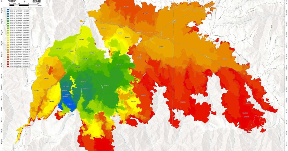 Green Ridge Fire grows 1,000 acres Monday, northern flank holds against ...