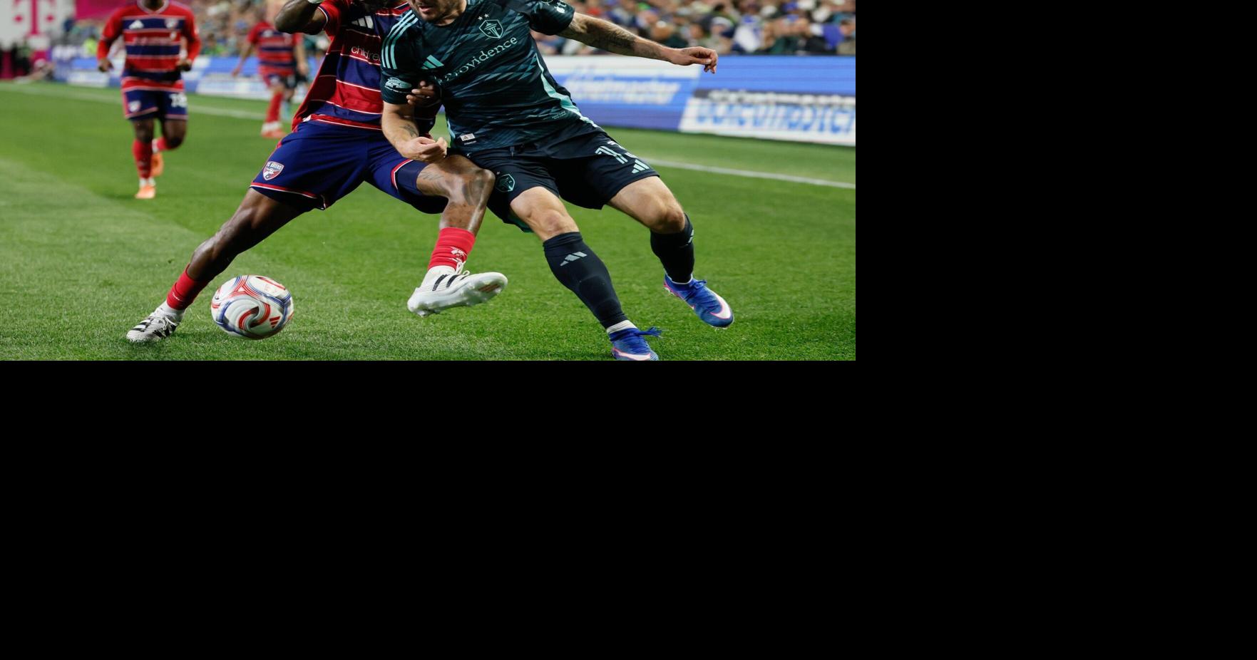 Photos: Seattle Sounders defeat FC Dallas, 2-1