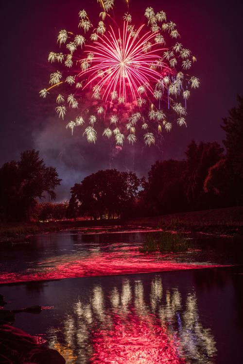 1907 4thOfJuly-Fireworks.GL_0599.jpg