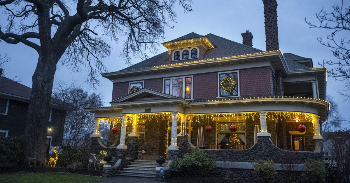 Walla Walla Valley holiday light contest and Jingle Bus route return in December | Business Walla Walla Valley holiday light contest and Jingle Bus route return in December | Business