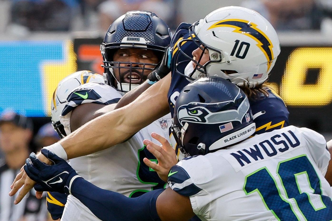 Seattle tops Dallas 22-14; Seahawks starters look sharp in limited action