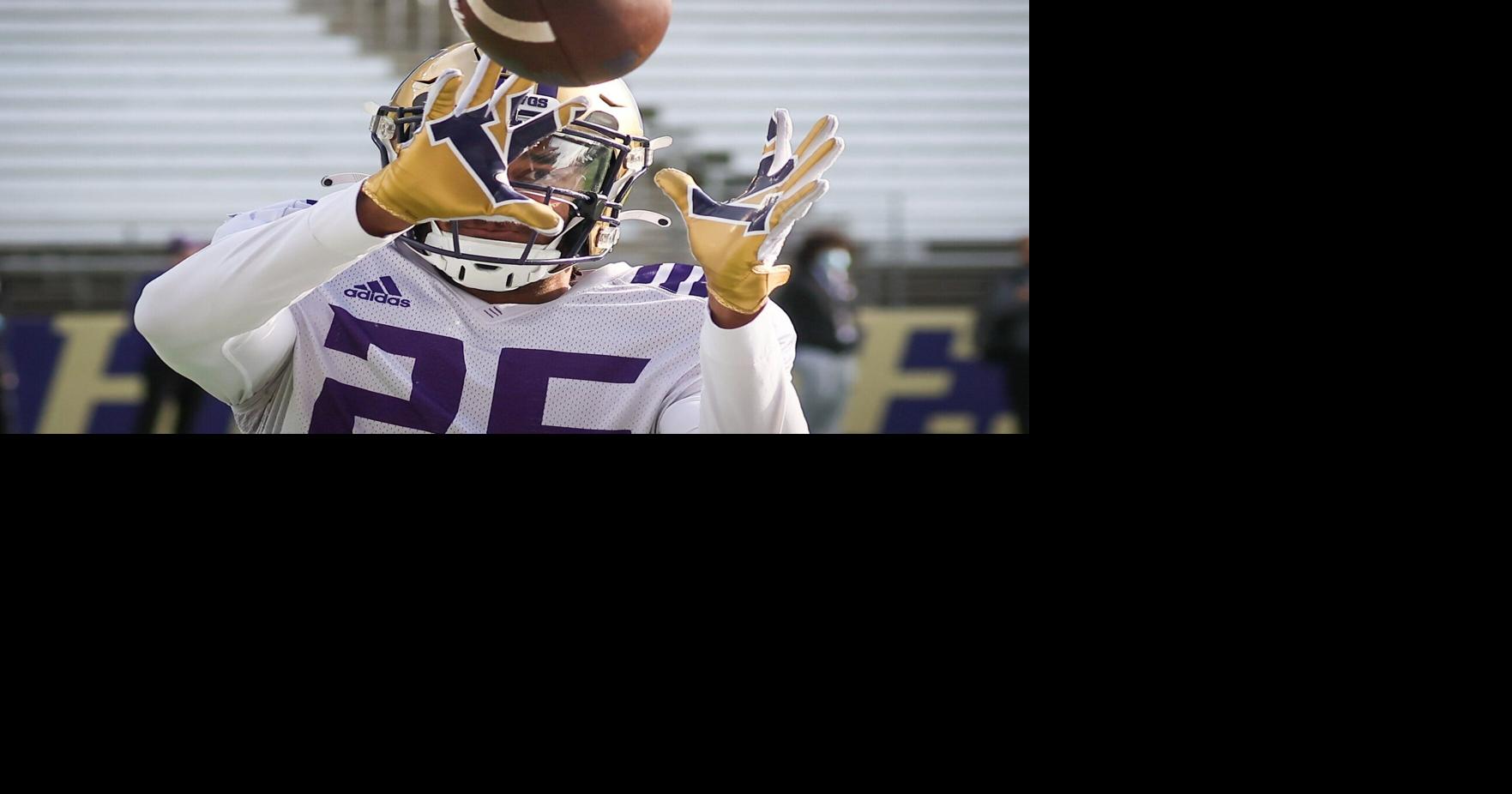 Washington Huskies Release Incredible Black Football Uniforms