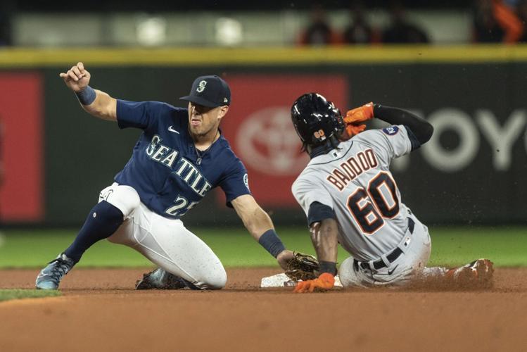 Mariners to start playoffs on road after loss to Tigers, Haggerty