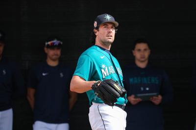Robbie Ray is throwing gas again, and he has Mariners camp buzzing, Mariners