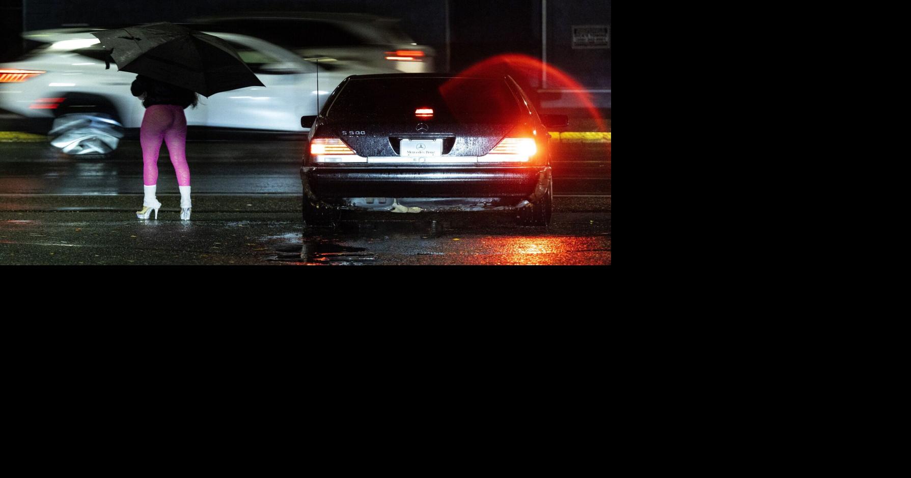 Seattle police’s newest tactic against prostitution on Aurora Avenue