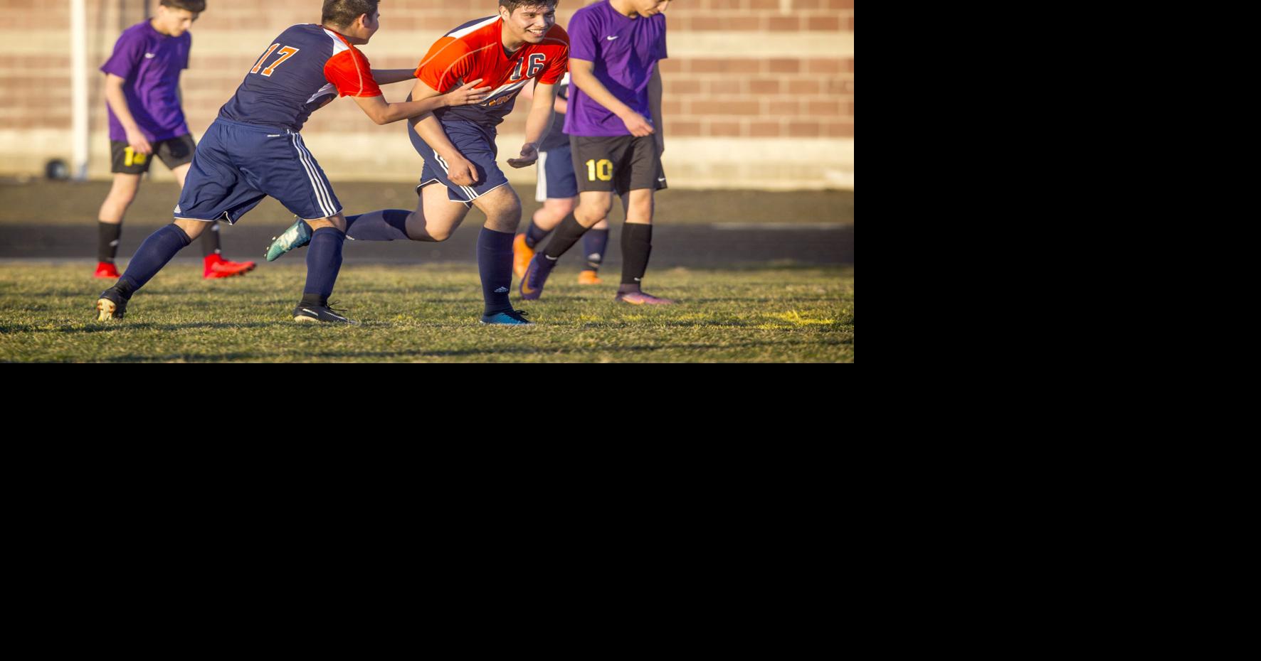 KionaBenton boys outscore College Place in second half for soccer win