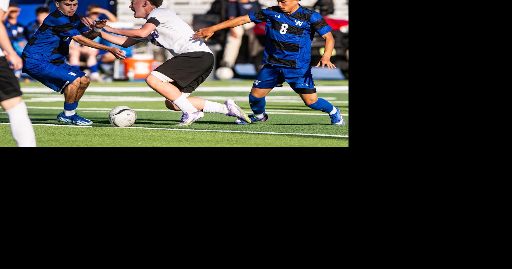 Walla Walla boys soccer rolls to commanding victory to open Class 3A ...
