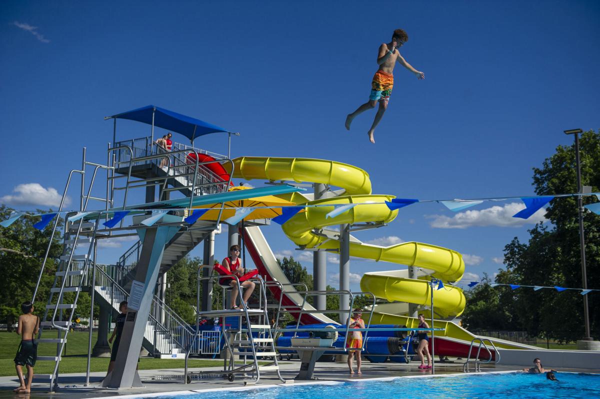 Flying High! Season's first funseekers dive into Walla Walla's Veteran
