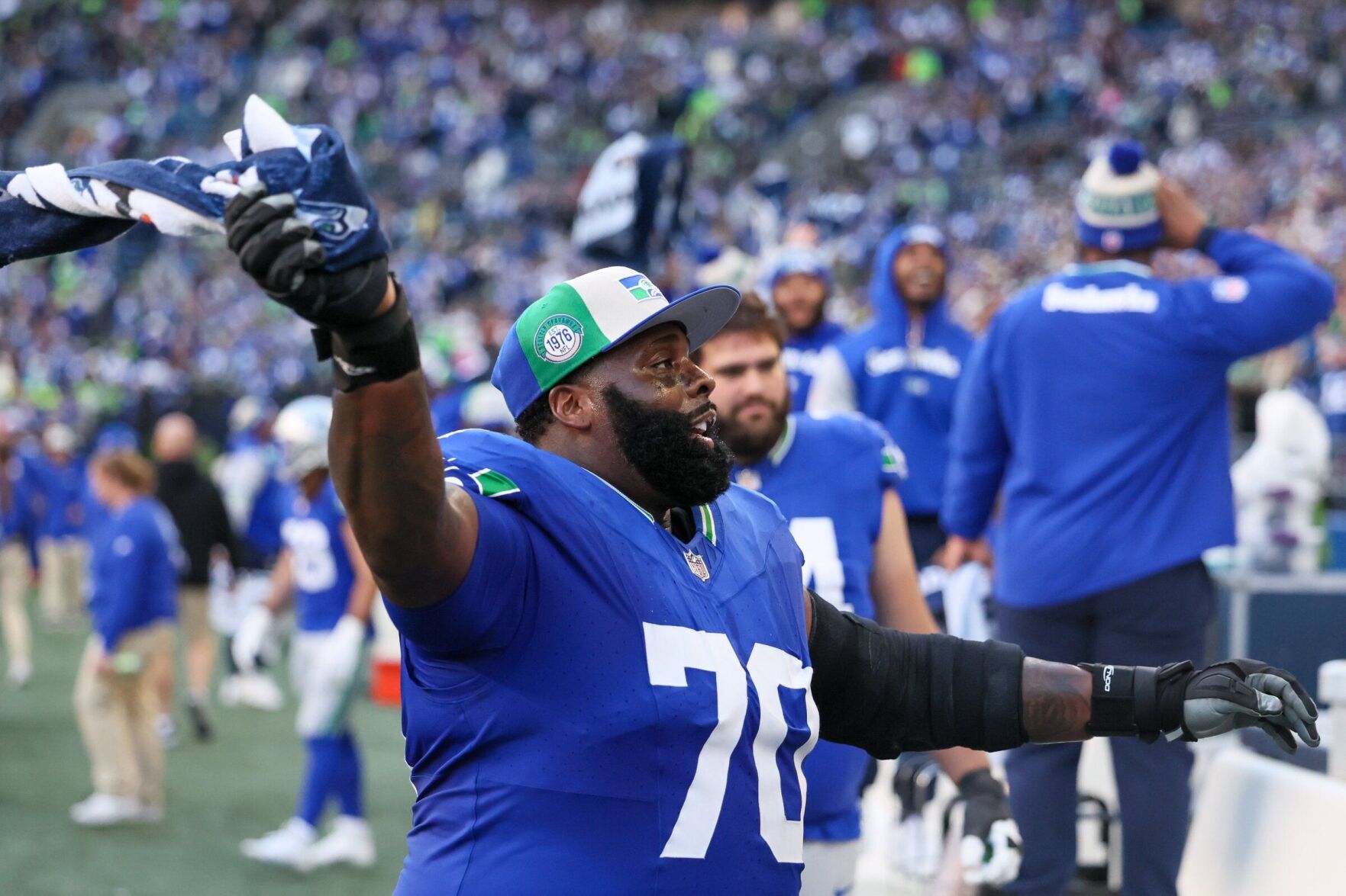 Jason Peters' Seahawks debut in 20th season amazes all but himself